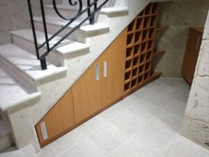 Clóset-de-escalera-PVC
